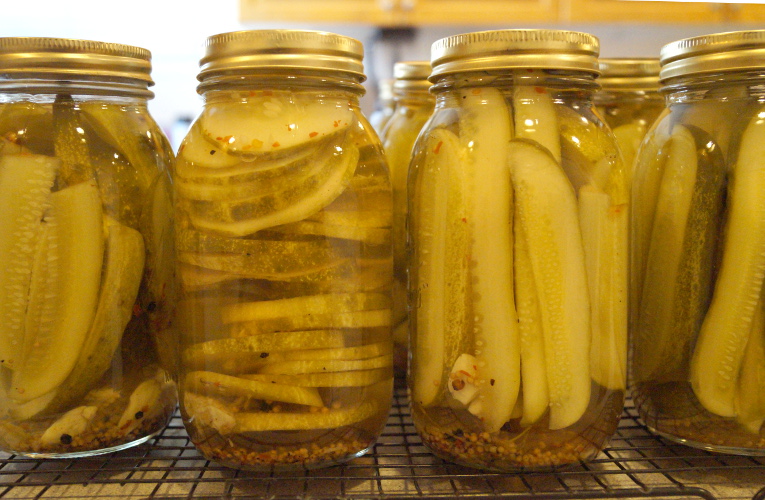 How to Can Pickles